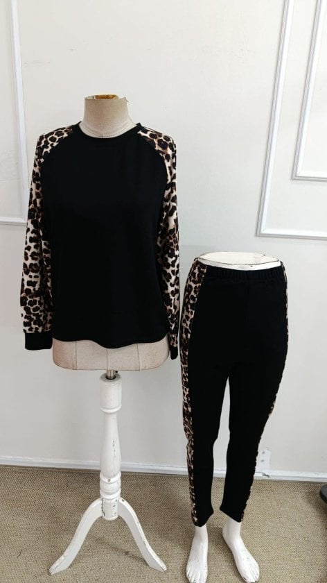 Women's Long Sleeve Crew Neck Leopard Print Viscose Two-Piece Lounge Set - Janes - by Peralane - photo 6