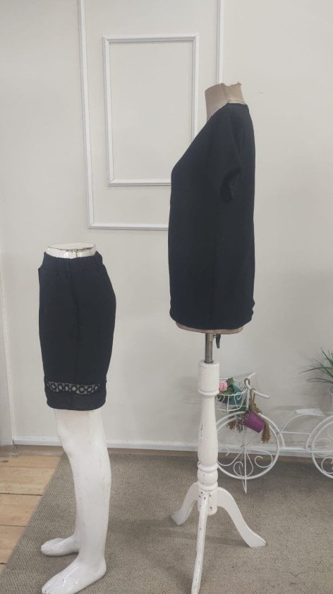 Women's Short-Sleeve V-Neck Blouse and Shorts Co-ord Set - Janes - by Peralane - photo 6