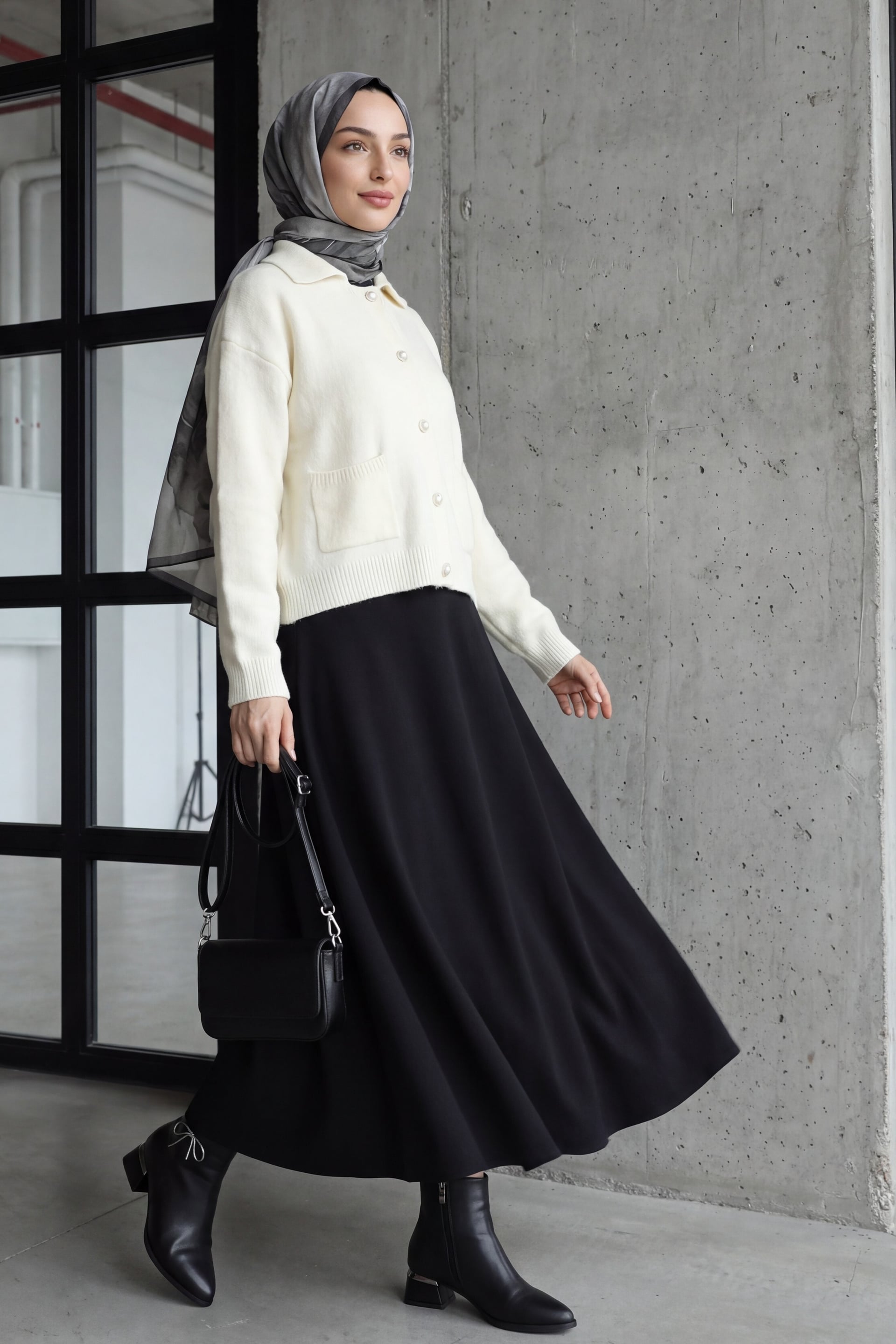 Cream Knit Cardigan with Collared Neckline and Pearl Buttons - Podyumplus - by Peralane - photo 5