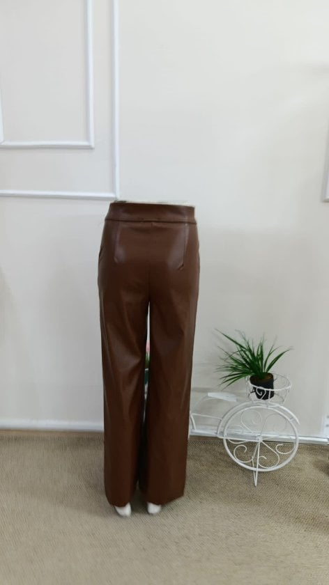 Women's High-Waist Faux Leather Wide-Leg Trousers with Pockets - Janes - by Peralane - photo 7