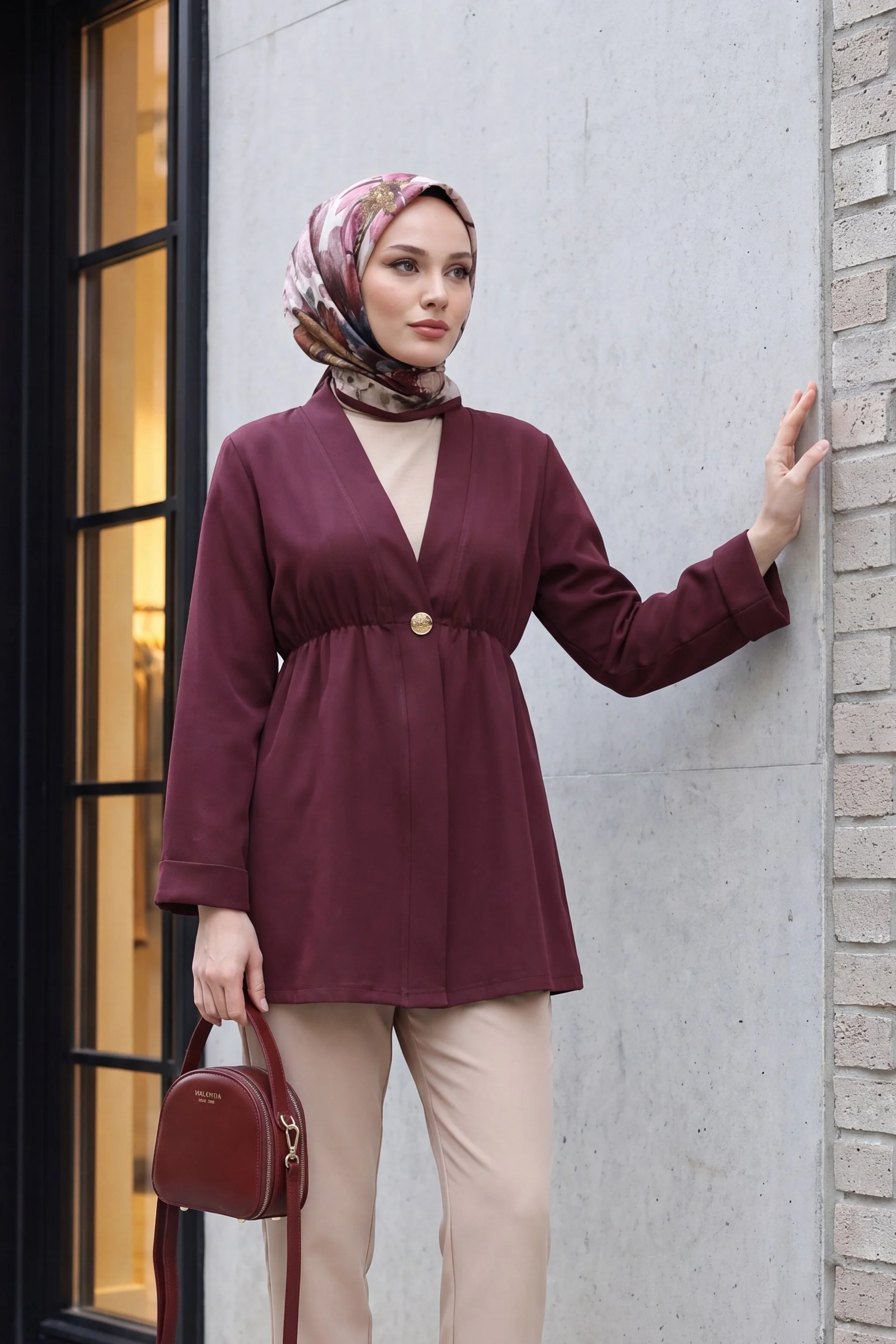 Elasticated Waist Folded Sleeve Single Button Crepe Kimono - Plum - Podyumplus - by Peralane - photo 2