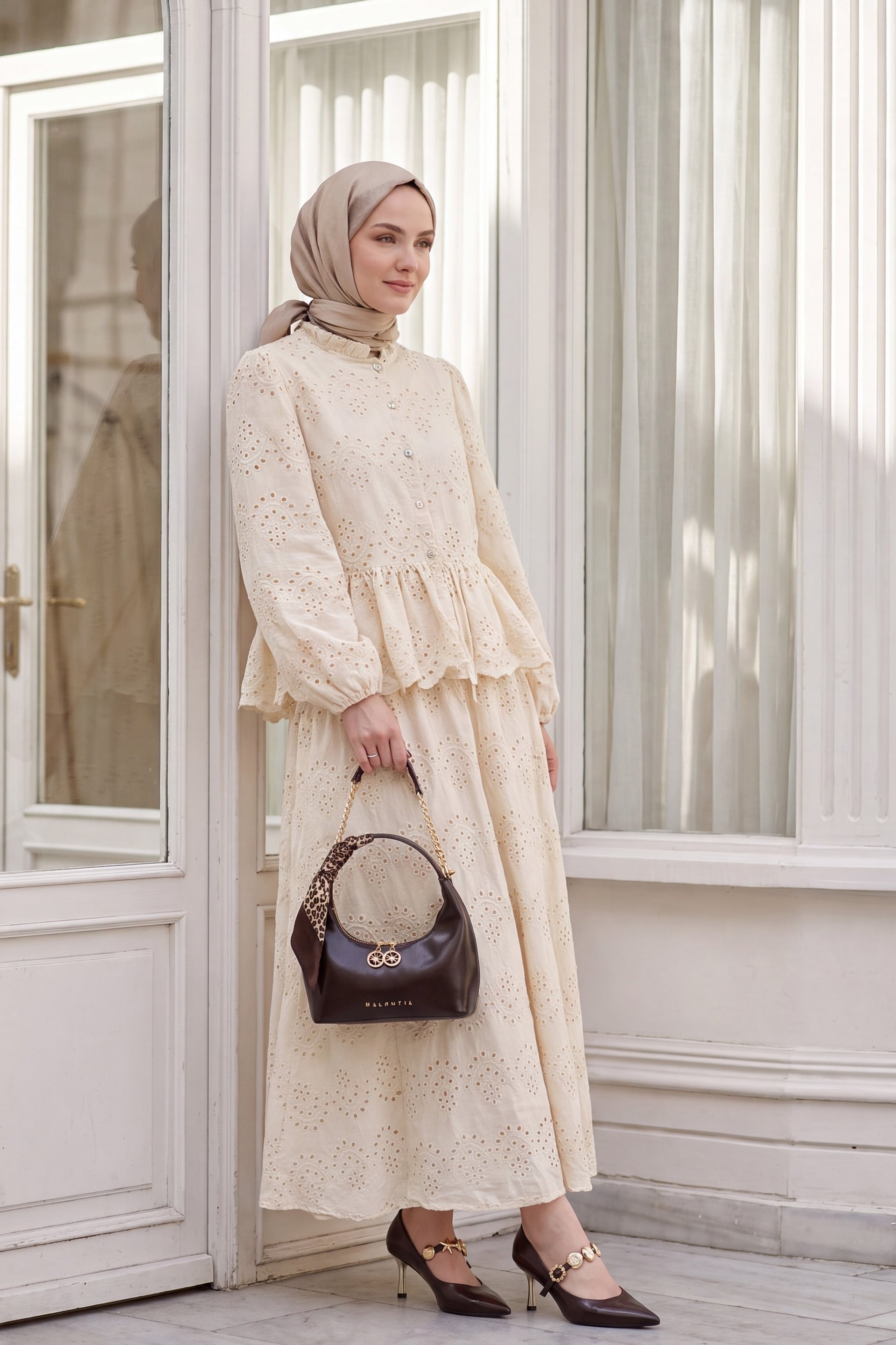 Women's Cotton and Polyester Two-Piece Set with Eyelet Embroidery - Beige - Podyumplus - by Peralane - photo 3