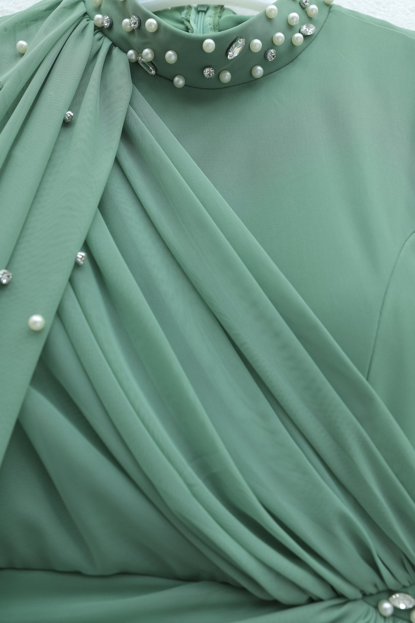 Pearl Detail High Neck Evening Dress with Tulle Capelet - Sage Green - Podyumplus - by Peralane - photo 5