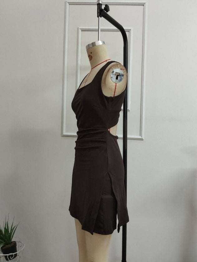 Women's Sleeveless Round Neck Cross-Back Detail Short Dress - Janes - by Peralane - photo 6