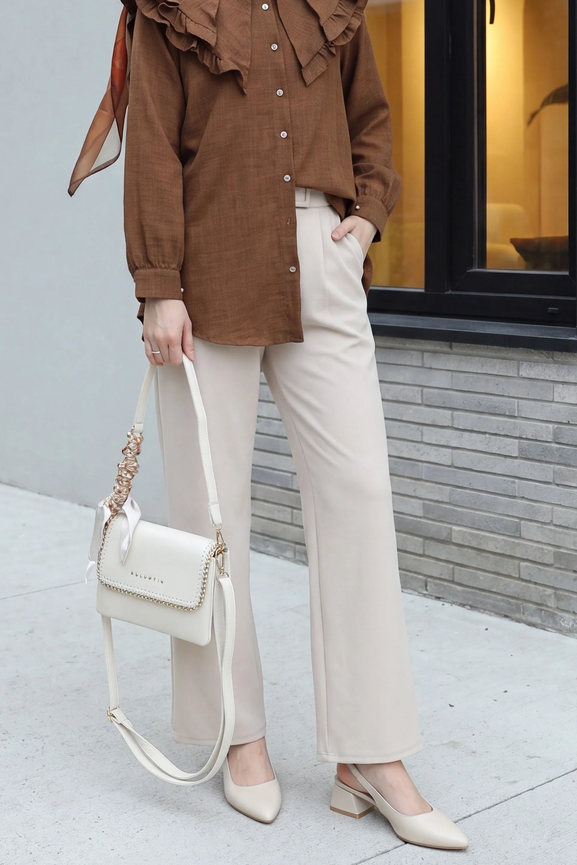 Beige High-Waist Wide-Leg Trousers with Belt Loop Detail - Podyumplus - by Peralane - photo 3