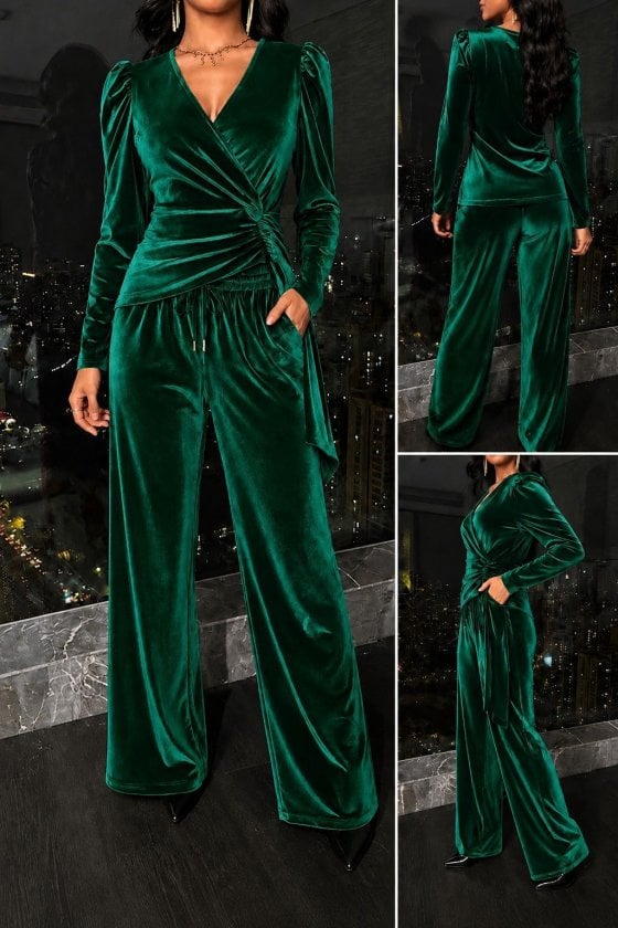 Women's Long-Sleeve Velvet Co-ord Set with V-Neck Top and Wide-Leg Trousers - Janes - by Peralane
