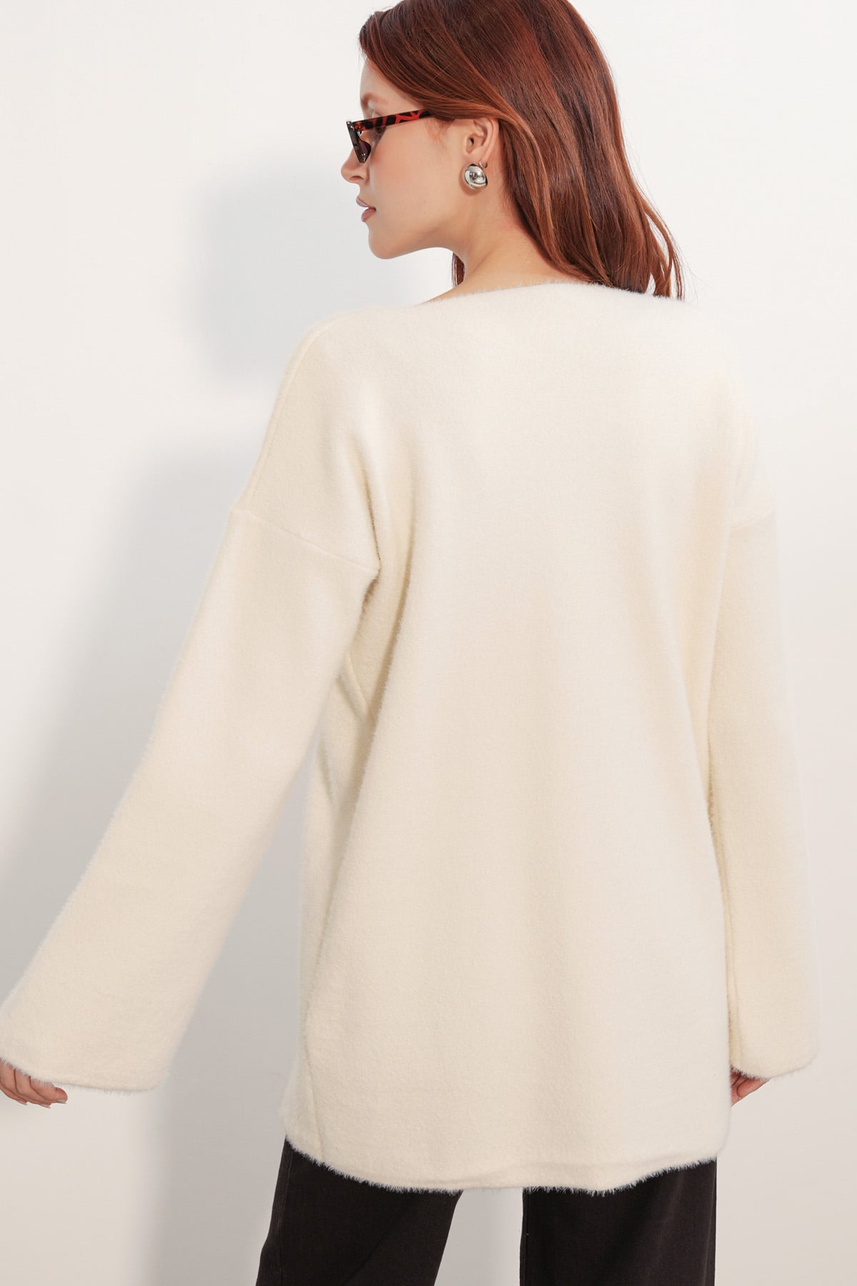 Women's Oversize Knit Cardigan 15972 - Cream - Bigdart - by Peralane - photo 5