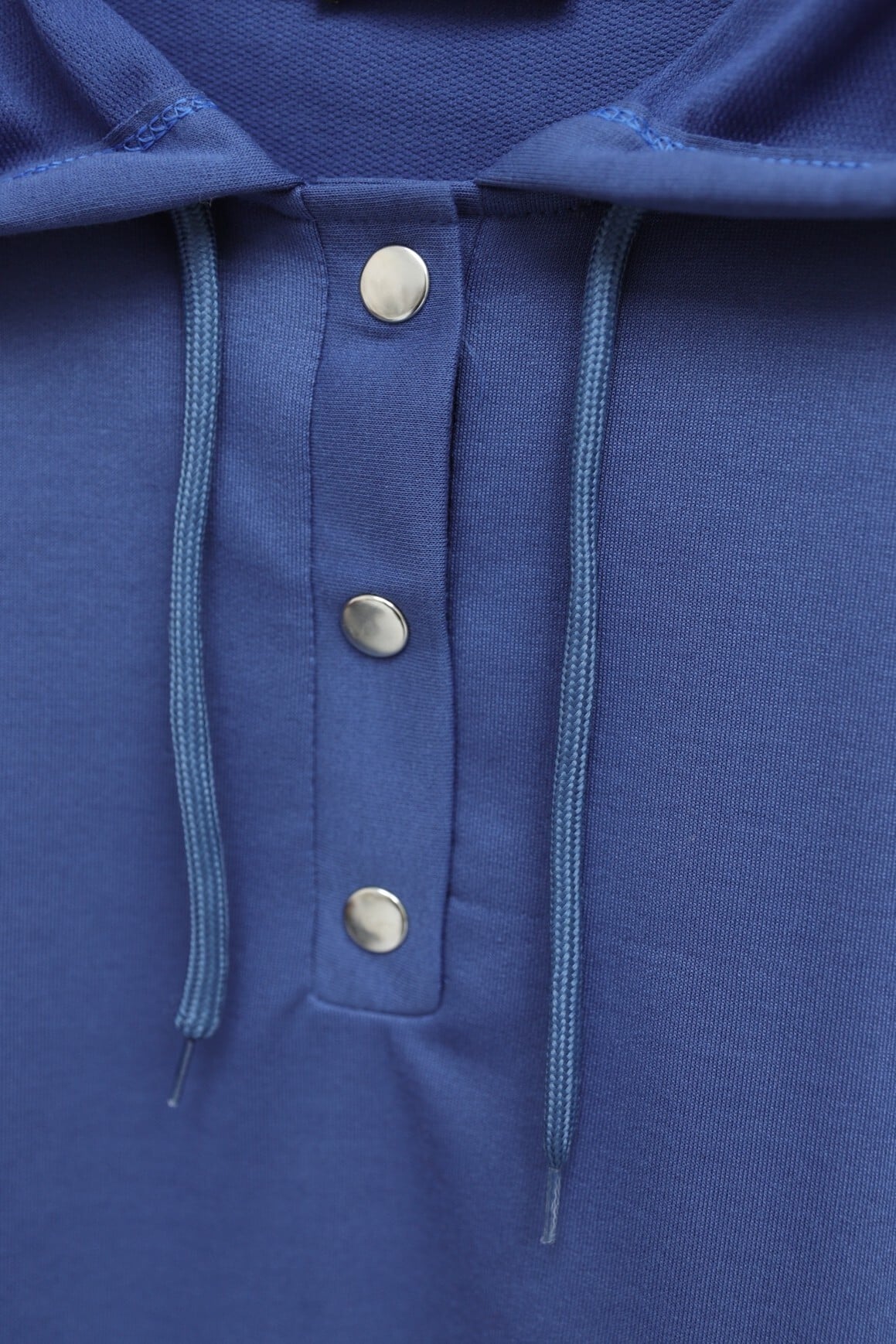 Two-Piece Hooded Loungewear Set with Snap Front and Trousers - Indigo - Podyumplus - by Peralane - photo 8