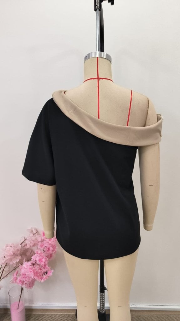Women's One-Shoulder Asymmetric Neckline Blouse in Black and Cream - Janes - by Peralane - photo 6