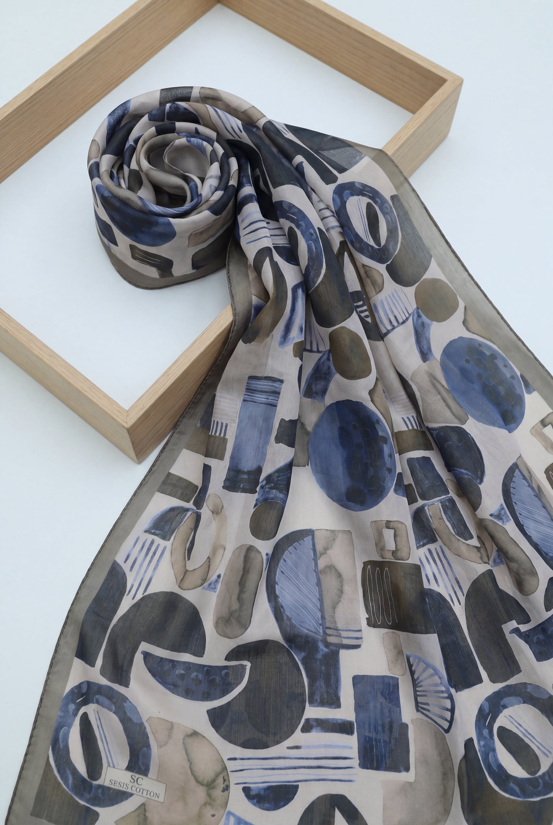 Watercolor Graphic Print Cotton Scarf - Mink - Podyumplus - by Peralane - photo 2
