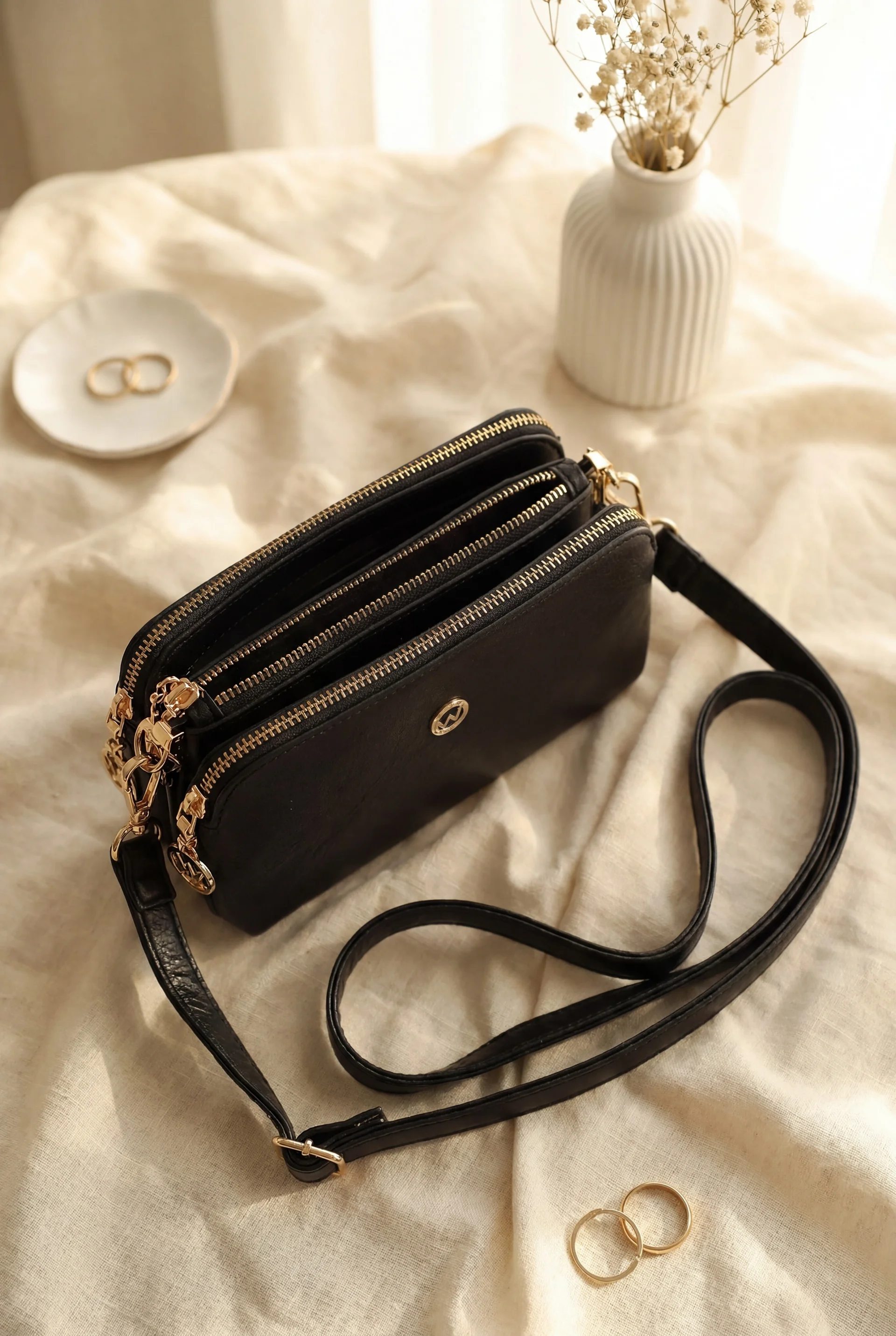 Three-Compartment Crossbody Bag - Black - Podyumplus - by Peralane - photo 2