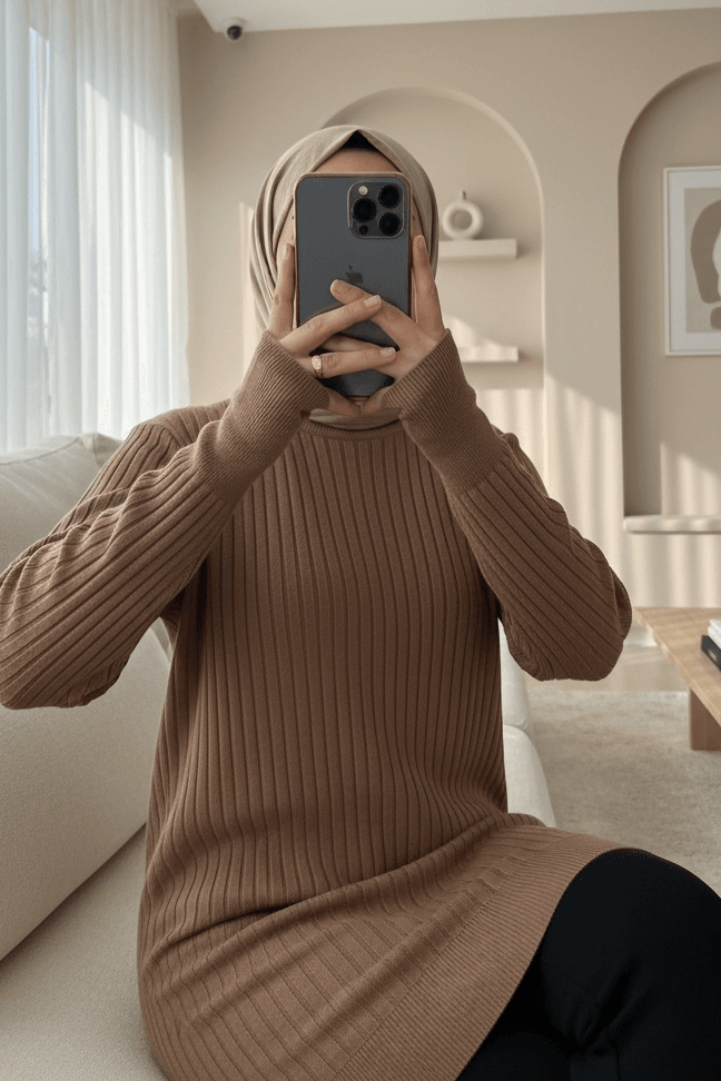 Round Neck Fine Striped Knit Tunic - Brown - Podyumplus - by Peralane