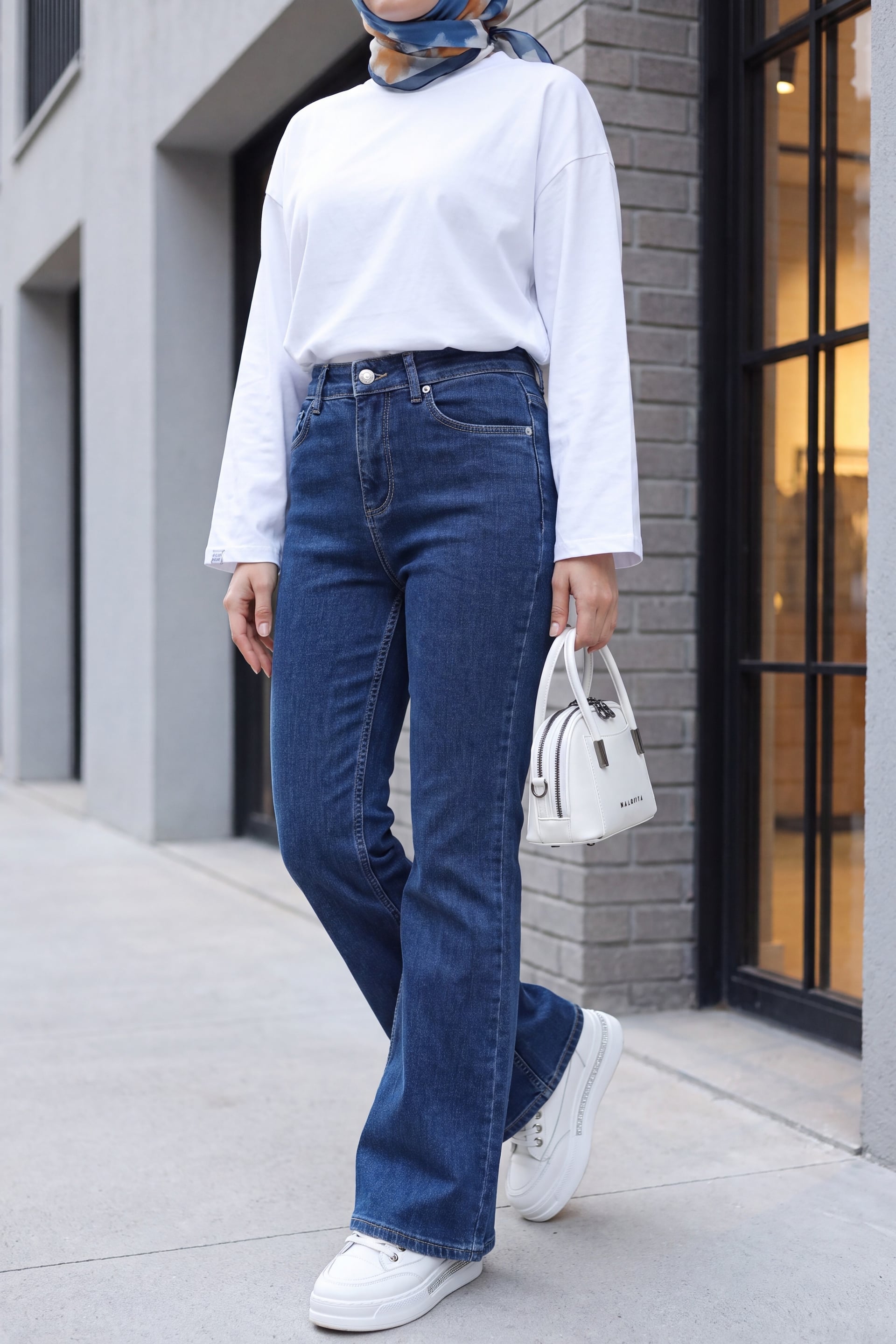 Pocketed Flared Lycra Zip Jeans - Dark Blue - Podyumplus - by Peralane
