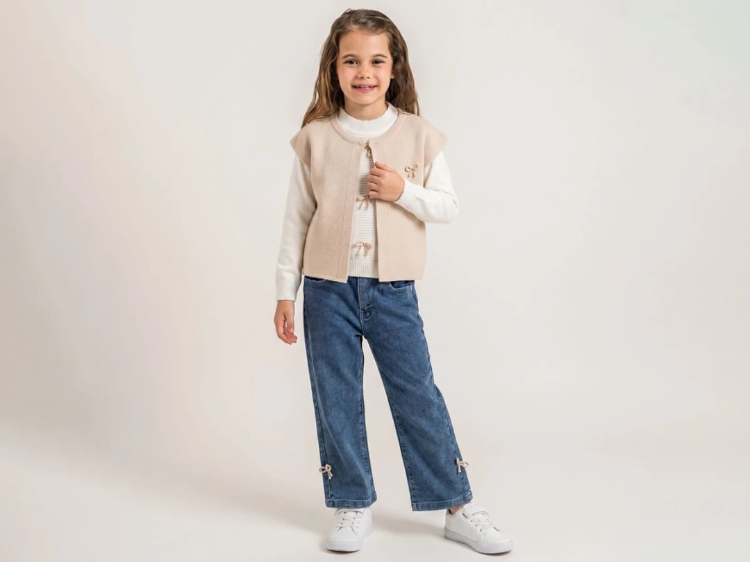 Girl's Beige Knit Vest with Bow Motif - Pampal Kids - by Peralane