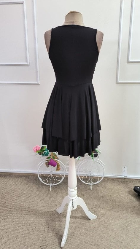 Women's Black Sleeveless Round Neck Tiered Short Sandy Dress - Janes - by Peralane - photo 5
