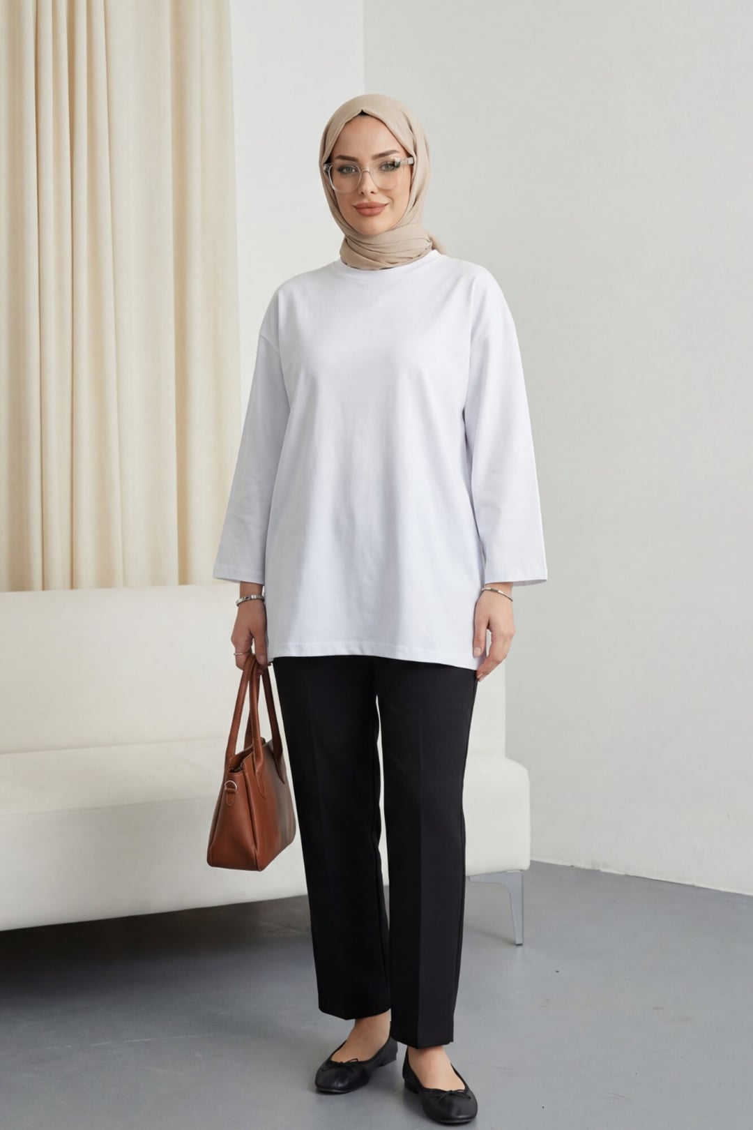 Round Neck Relaxed Cotton Jersey Tunic in White - Podyumplus - by Peralane - photo 4