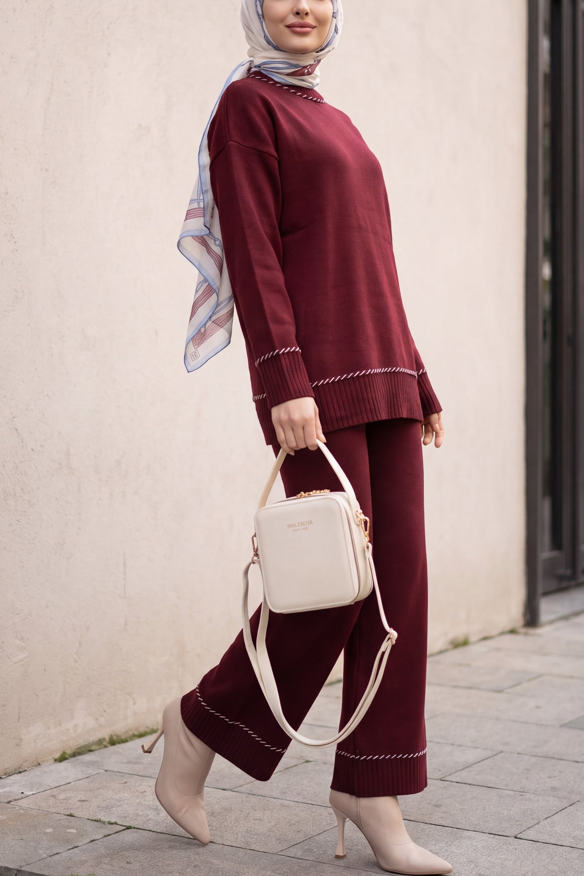 Ribbed Trim Knit Top and Wide-Leg Trousers Set - Burgundy - Podyumplus - by Peralane