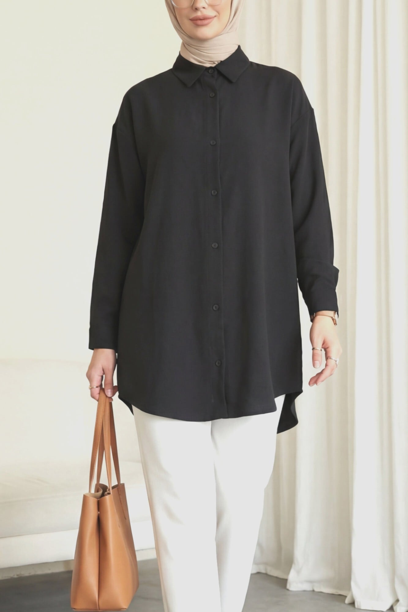 Oval Cut Buttoned Blouse - Black - Podyumplus - by Peralane