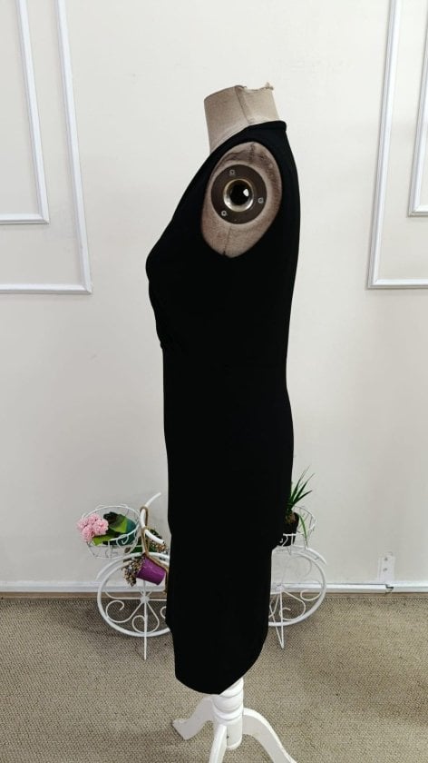 Women's Sleeveless Wrap Dress with V-Neckline and Pencil Skirt, Black - Janes - by Peralane - photo 5