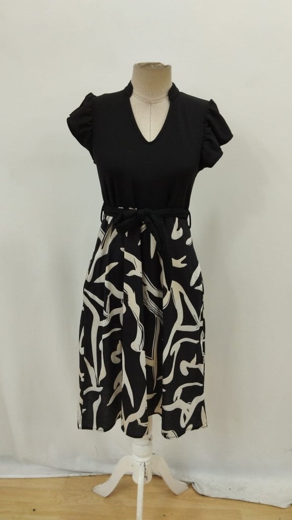 Women's V-Neck Short Sleeve Dress with Ruffled Bodice and Printed Skirt - Janes - by Peralane - photo 4
