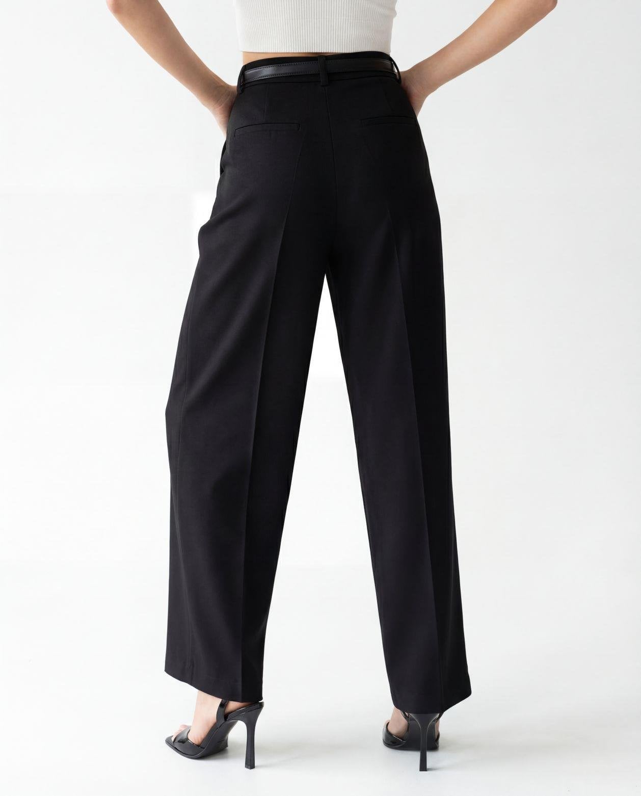 Black High-Waisted Pleated Trousers with Belt - Fame - by Peralane - photo 2