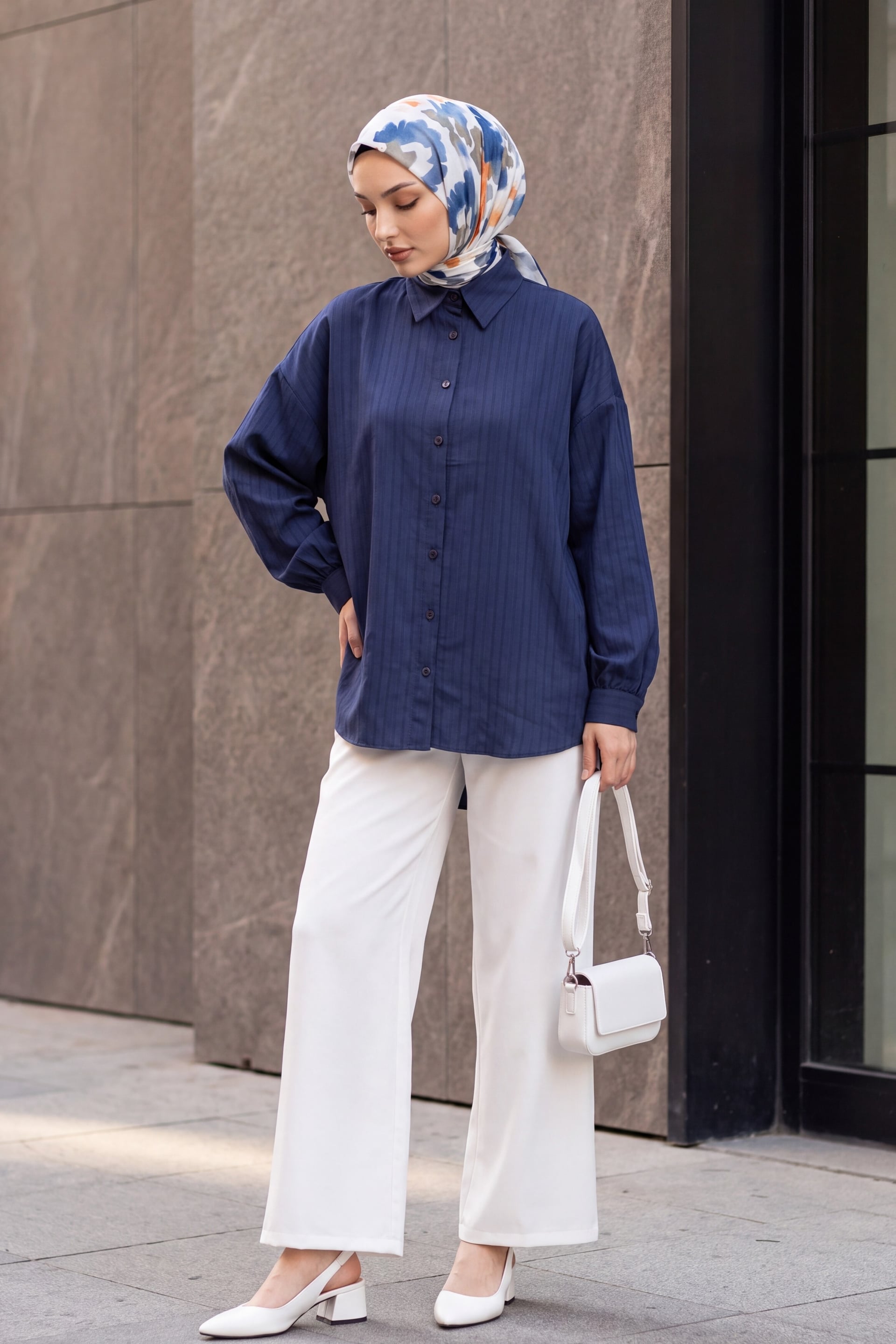 Oversize Long-Back Button Blouse - Navy - Podyumplus - by Peralane - photo 5