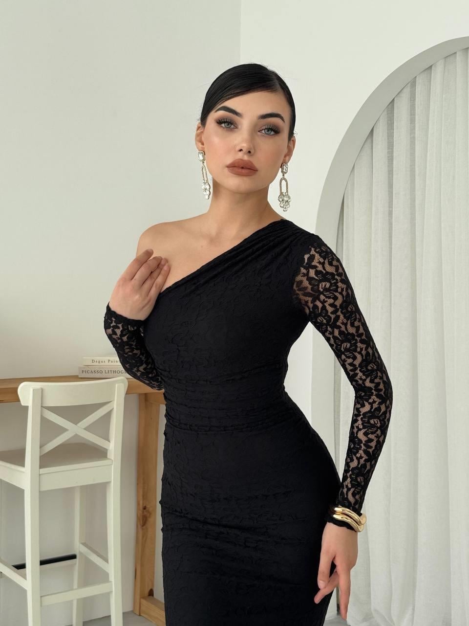 Black One-Shoulder Lace Dress with Long Sleeves - Etika - by Peralane