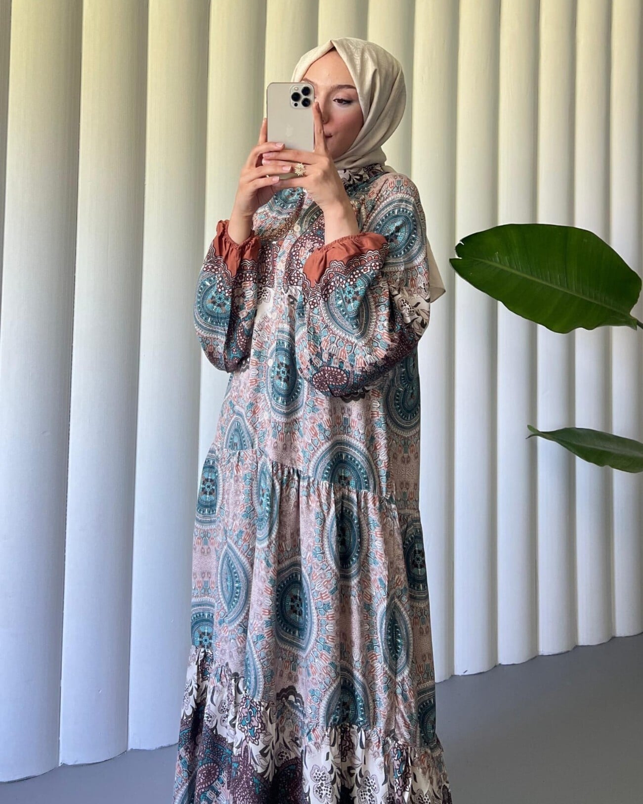 Collar Button-Up Tiered Maxi Dress in Paisley Print - Light Brown - Podyumplus - by Peralane - photo 6