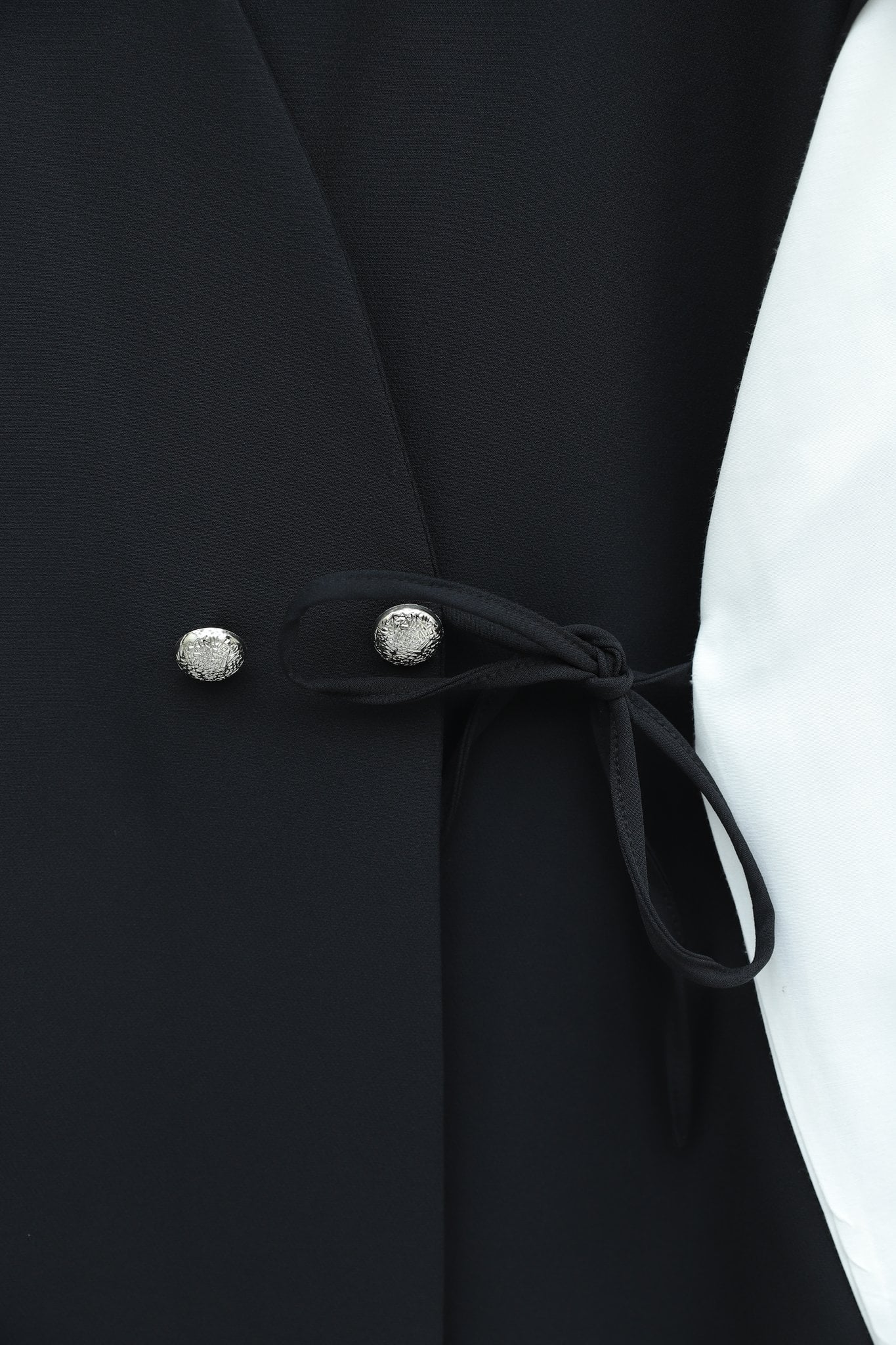 Double Crepe Two-Tone Vest and Trouser Set - Black - Podyumplus - by Peralane - photo 4