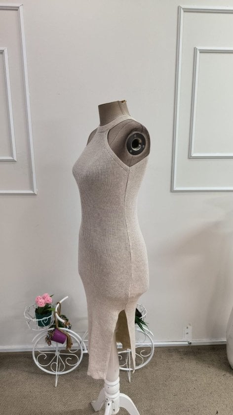 Women's Off-Shoulder V-Neck Side Slit Midi Ribbed Knit Dress - Janes - by Peralane - photo 5