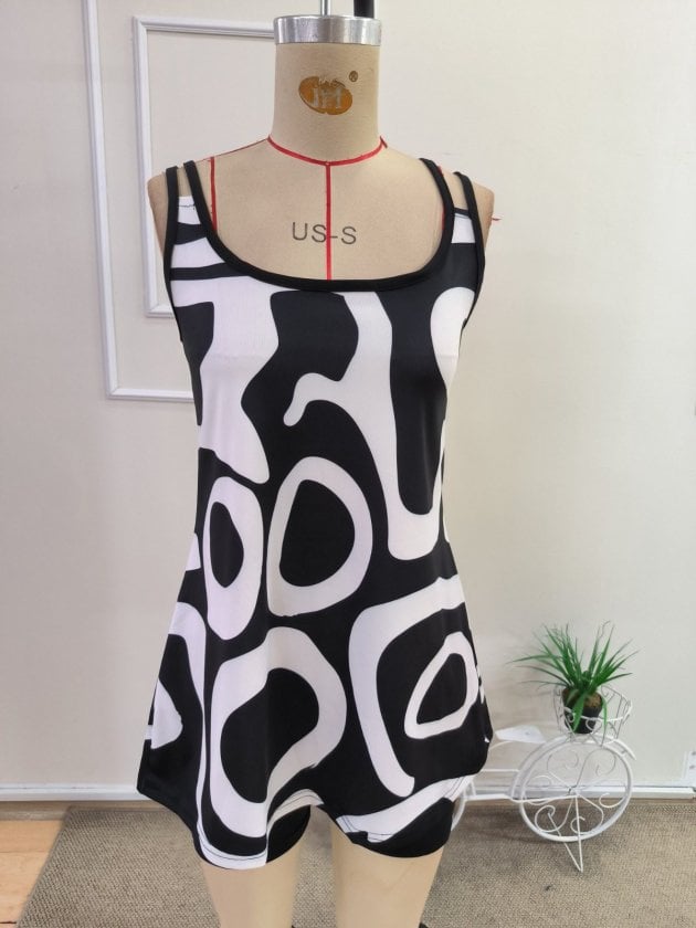 Women's Black White Print Scoop Neck One-Piece Swimsuit with Skirt Overlay and Attached Shorts - Janes - by Peralane - photo 4