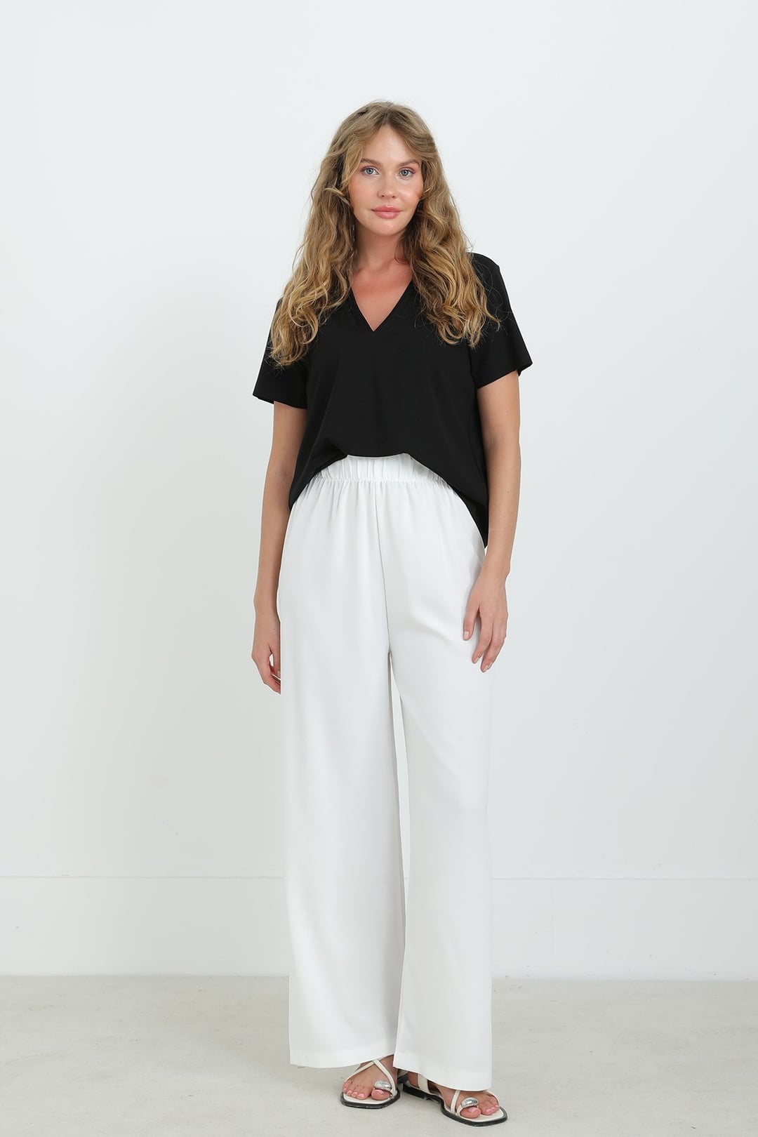 Women's Wide-Leg High-Waist Trousers in Ecru - Puane - by Peralane