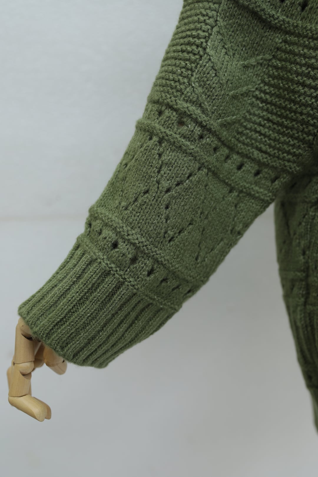 Double Pocket Open Front Textured Cardigan in Olive Green - Podyumplus - by Peralane - photo 6