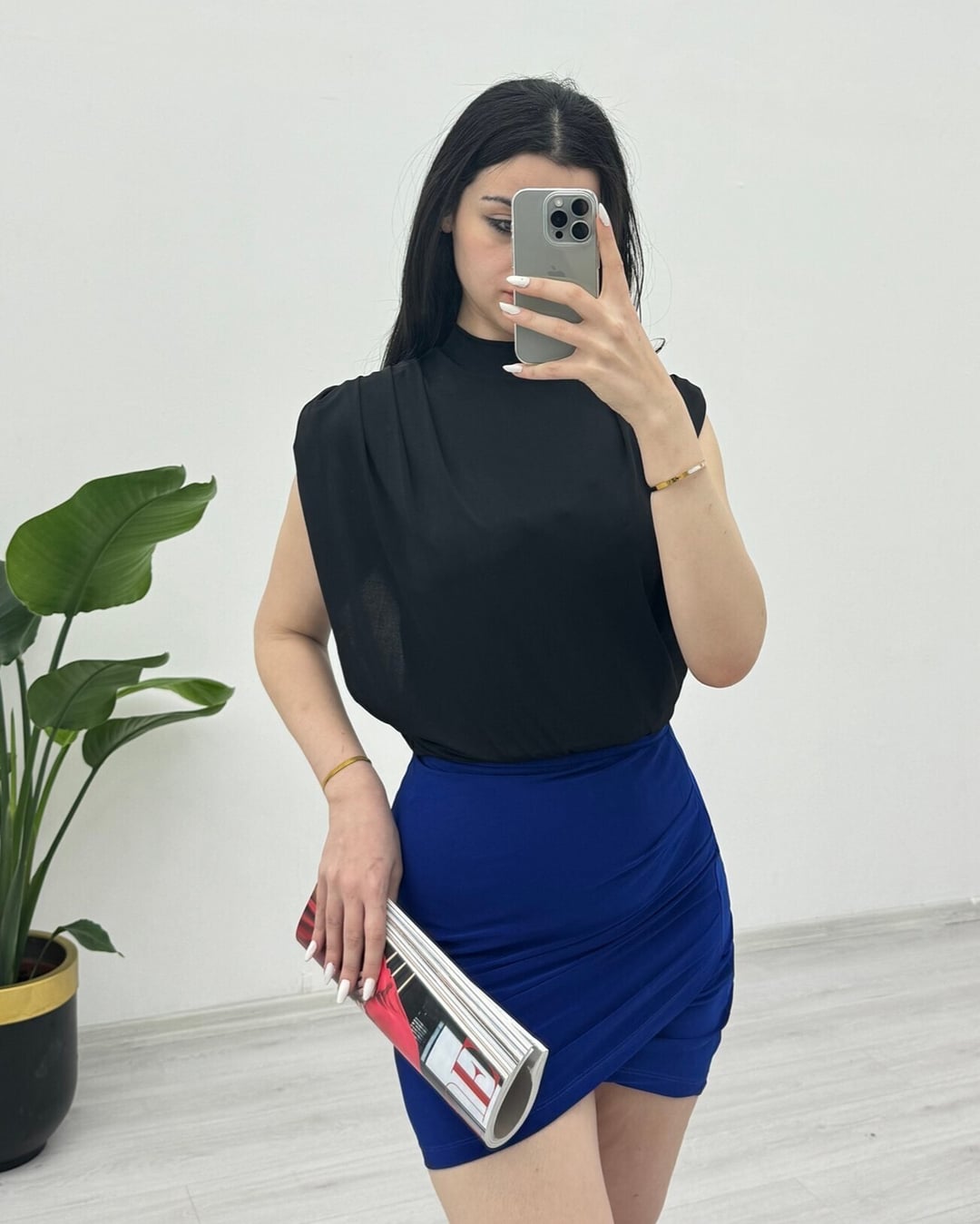 Black Sleeveless Padded Sandy Blouse - Podyumplus - by Peralane - photo 3