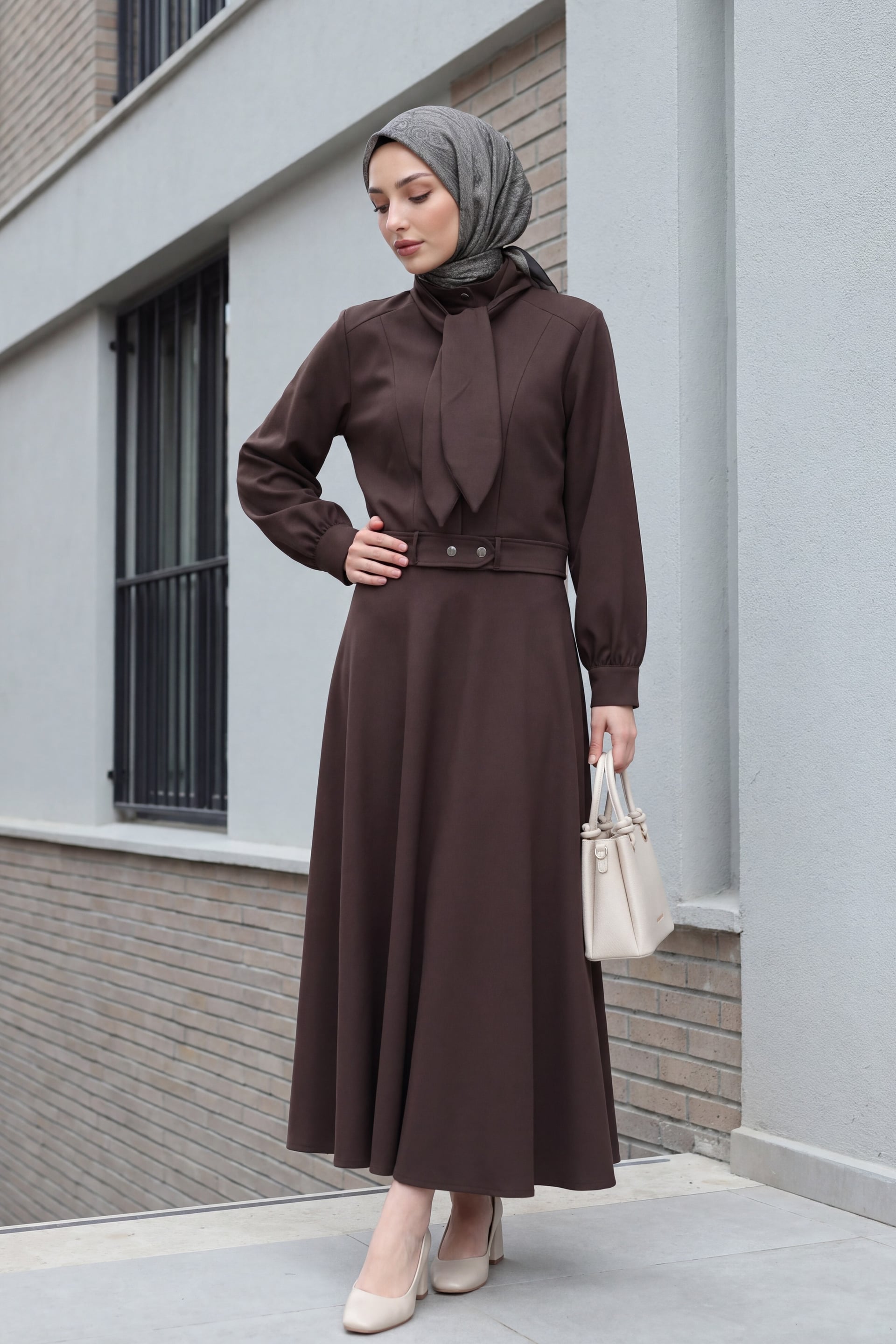 Hidden Button Pussy-Bow Detail A-Line Midi Dress with Belt - Brown - Podyumplus - by Peralane - photo 2