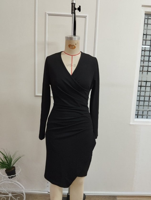 Women's Long Sleeve Wrap V-Neck Dress with Side Ruched Tulip Hem - Janes - by Peralane - photo 4