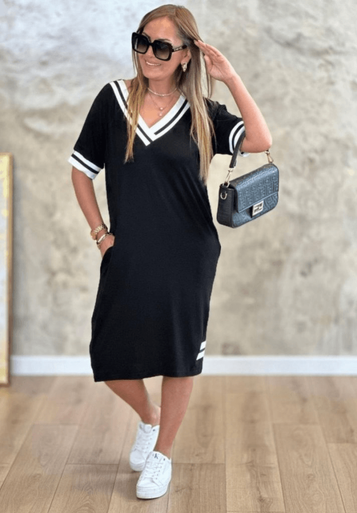Women's Black Short-Sleeve V-Neck Ribbed Knit Dress with Pockets, Sold as a Pack of 8 - Janes - by Peralane - photo 2