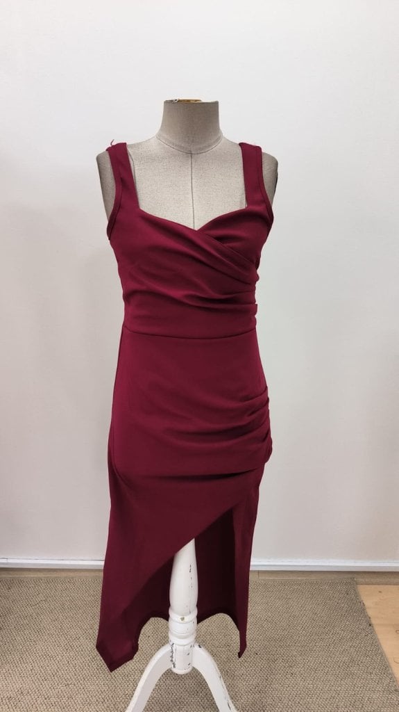 Women's Sleeveless V-Neck Maxi Dress with Asymmetric Cut, Deep Red - Janes - by Peralane - photo 4