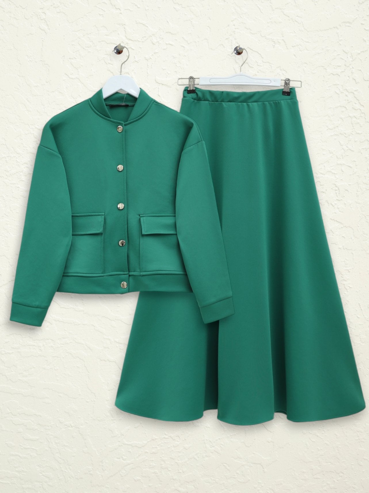 Two-Piece Skirt Suit with Double Pockets and Metal Buttons - Emerald Green - Podyumplus - by Peralane - photo 5