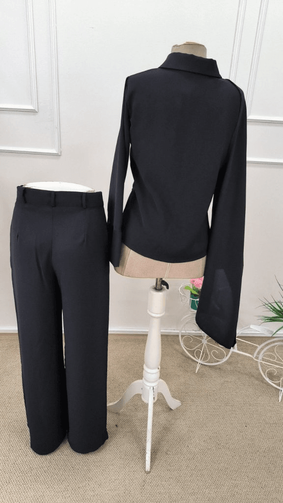 Women's Long Sleeve Shawl Detail Blouse and Trousers Two-Piece Set with Belt - Janes - by Peralane - photo 5