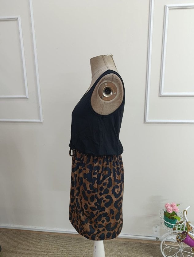 Women's Sleeveless Square Neck Top and Leopard Print Skirt Set - Janes - by Peralane - photo 5
