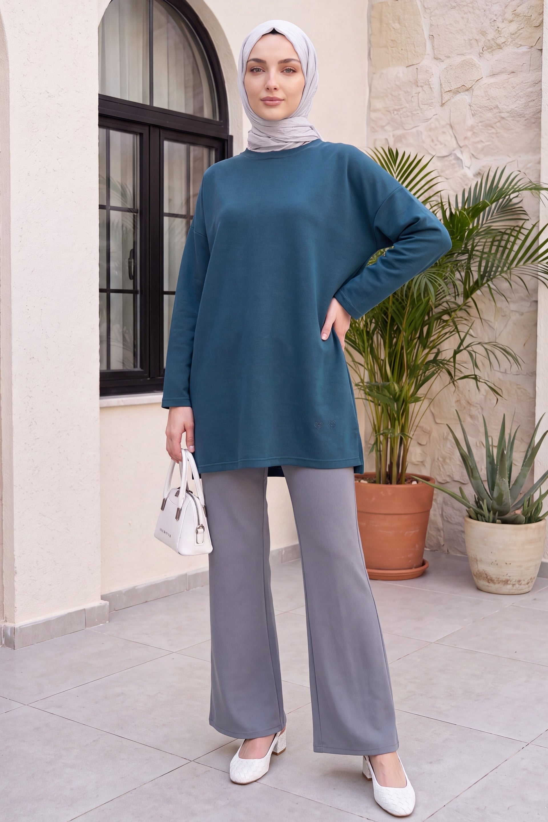 Teal Heart Detail Slit Slouchy Knit Tunic - Podyumplus - by Peralane - photo 3