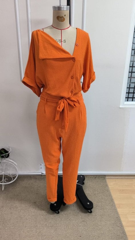 Women's Short Sleeve Collared Button-Up Crinkle Blouse and Trousers Two-Piece Set - Janes - by Peralane - photo 4
