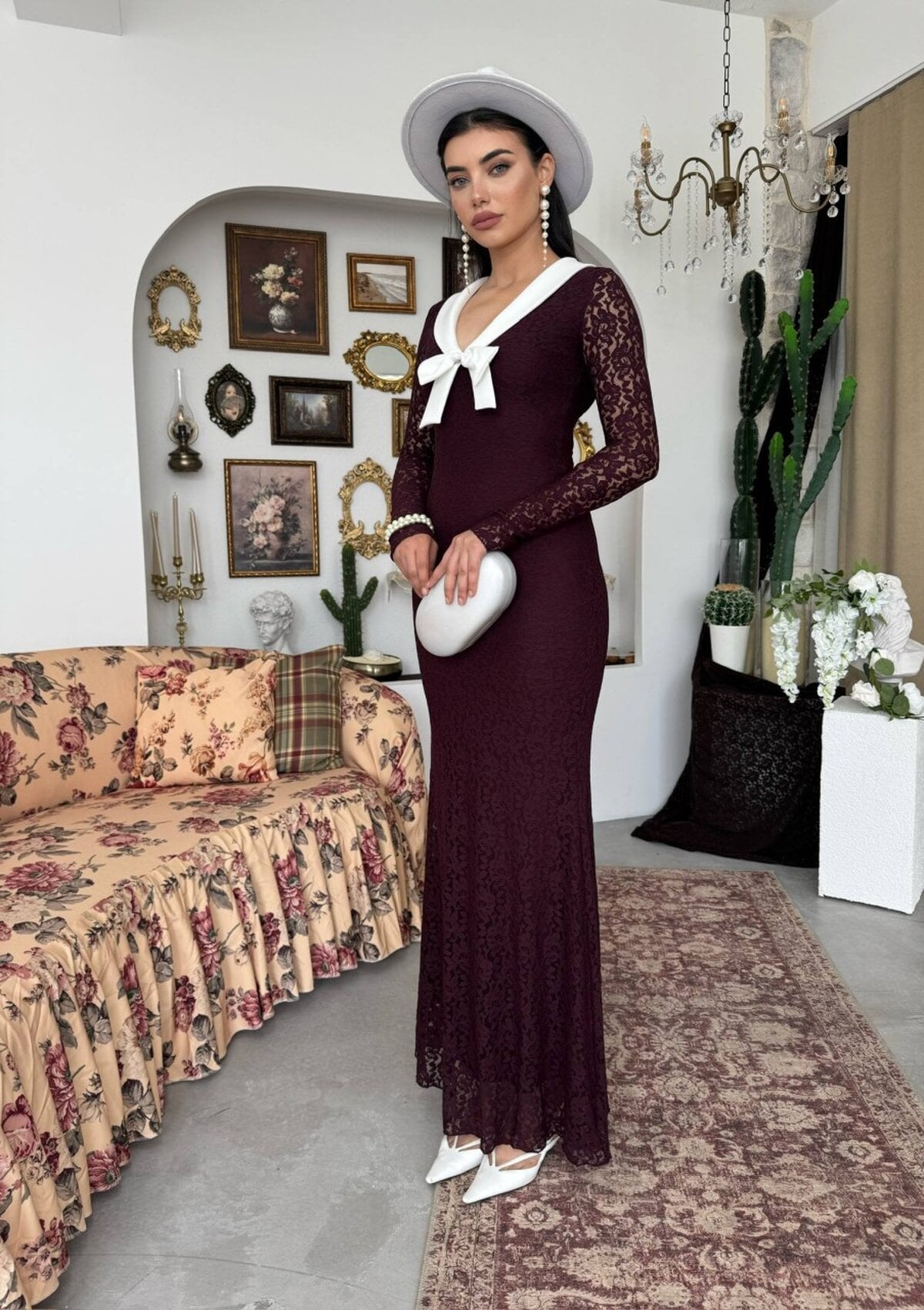 Burgundy Lace Dress with Peter Pan Collar and Bow Detail - Etika - by Peralane - photo 6