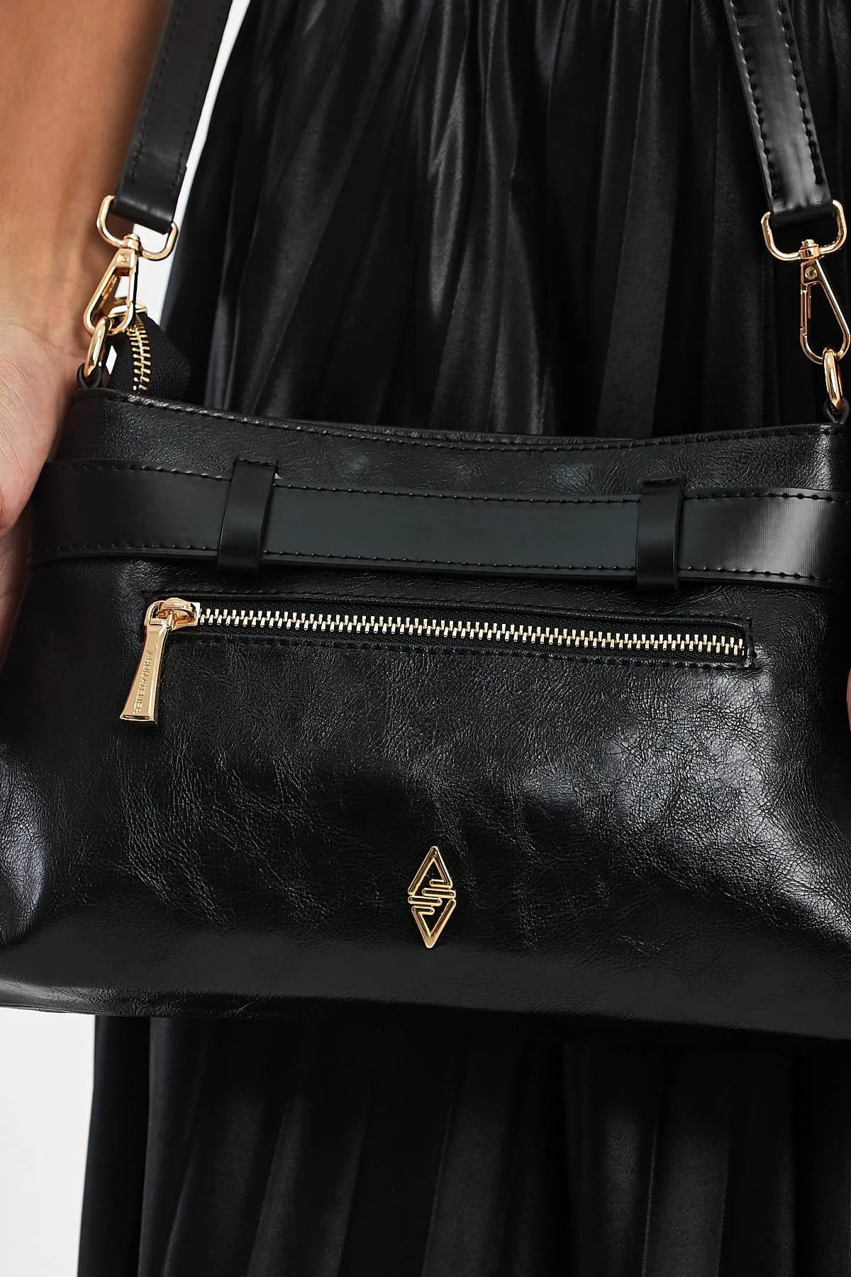 Belle Women's Black Faux Leather Shoulder Bag - Aron Atelier - by Peralane - photo 7