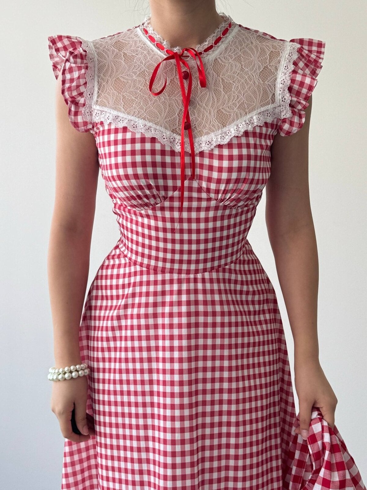 Red and White Gingham Midi Dress with Lace Yoke and Ruffled Cap Sleeves - Etika - by Peralane - photo 3