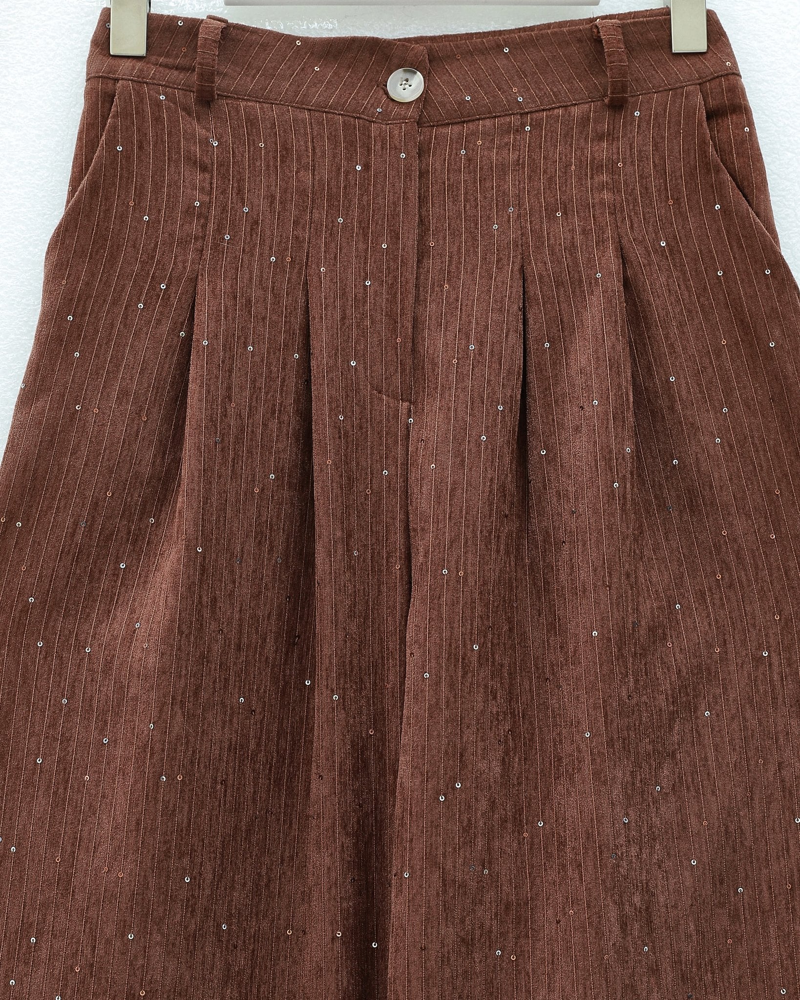 Pleated Wide-Leg Corduroy Trousers with Sparkle Detail - Terracotta - Podyumplus - by Peralane - photo 4