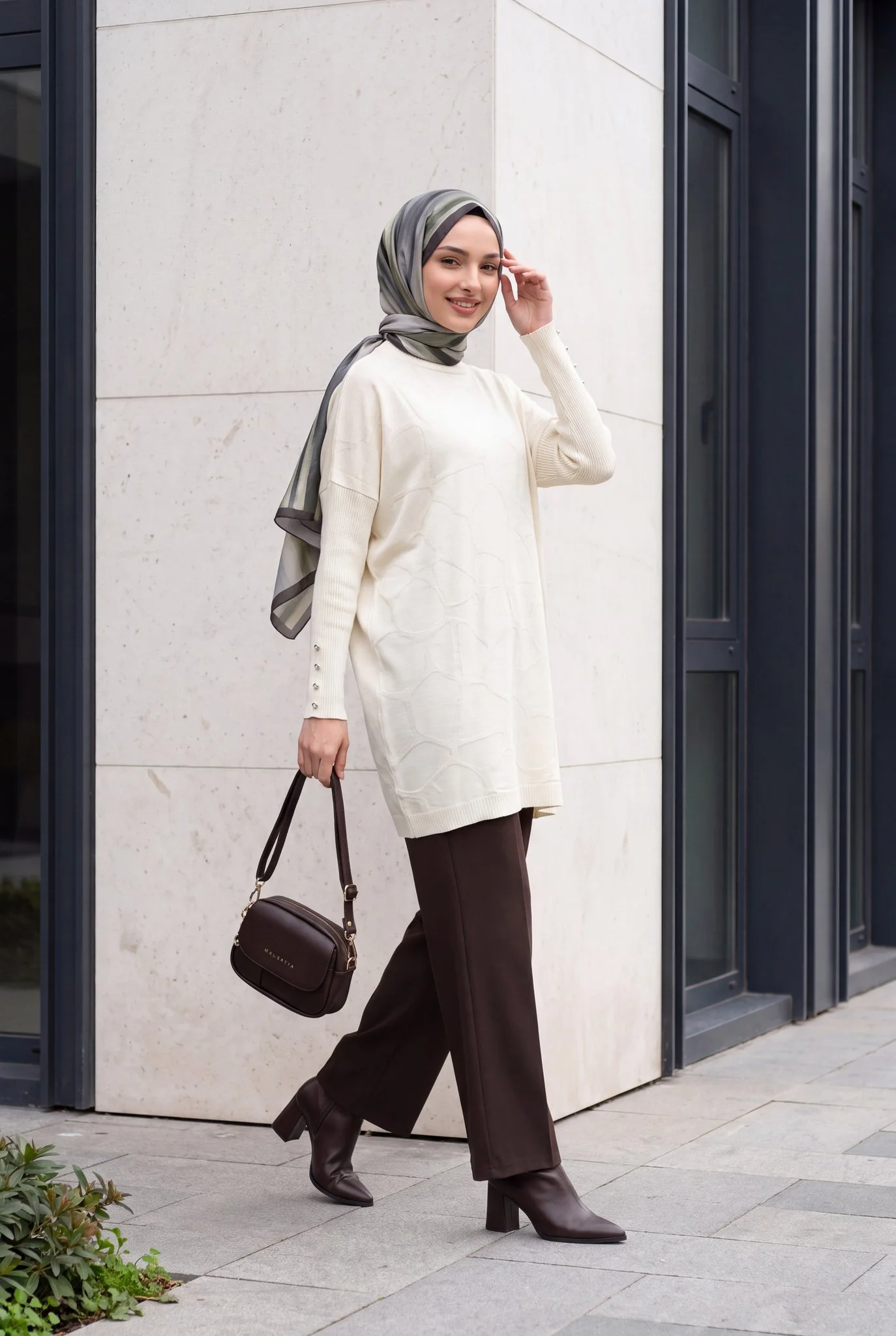 Half Turtleneck Drop Shoulder Knit Tunic with Stone Detail - Ecru - Podyumplus - by Peralane - photo 4