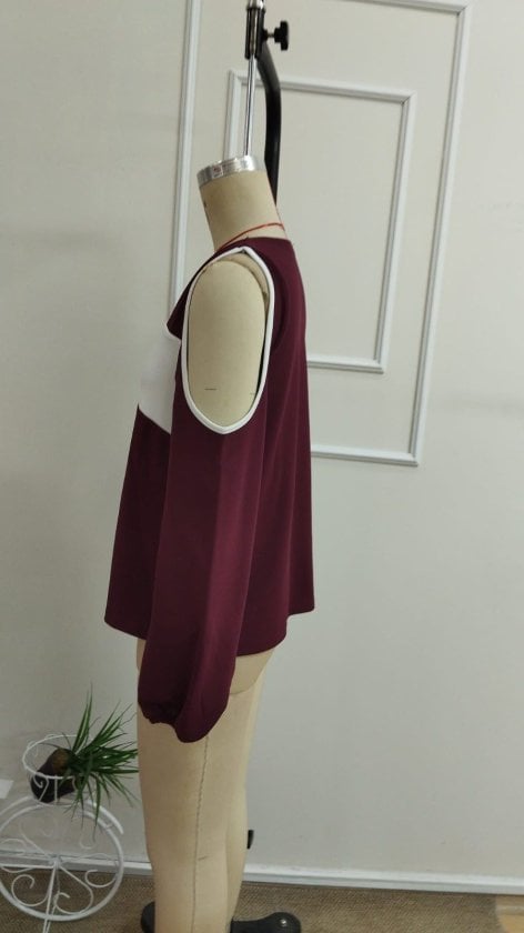 Women's Long-Sleeved Cold-Shoulder Asymmetric Neck Two-Tone Crepe Blouse - Janes - by Peralane - photo 6