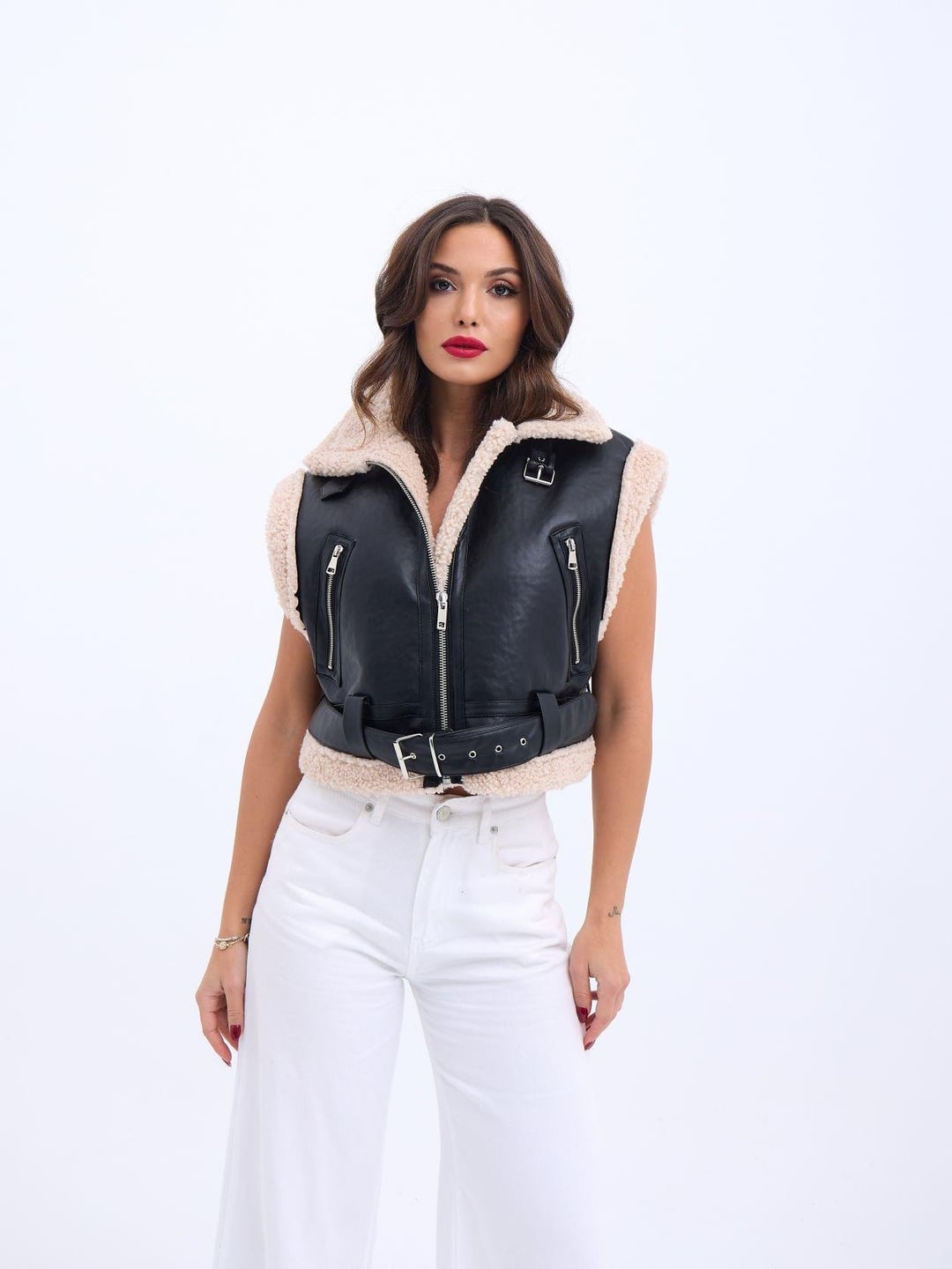 Sleeveless Faux Leather Vest with Sherpa Collar - Black - Fame - by Peralane - photo 5